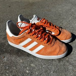 Adidas Original Gazelle in Orange W9/M8 Like New